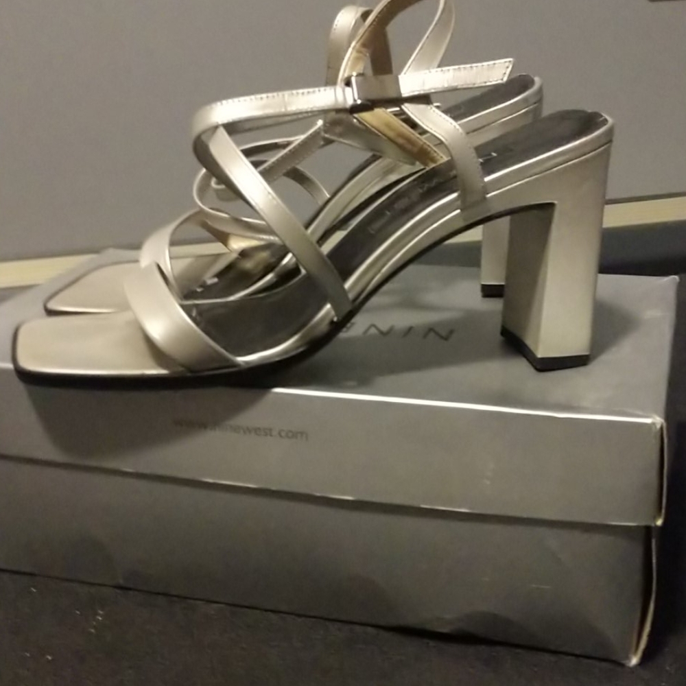 Shoes - Picture 2 of 2
